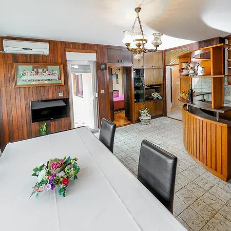 Апартаменти Marija Спліт